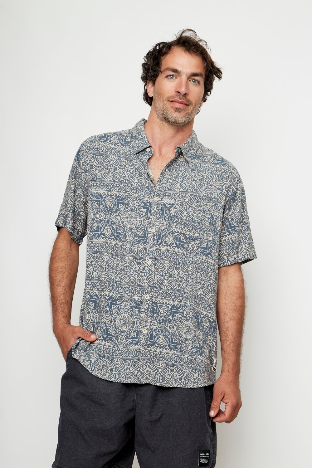 Guayabera Mero Tribal Crudo Hombre ECOVERO™