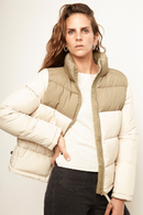 Parka Essential Reciclada Café Claro y Beige Mujer-2