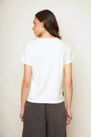 Polera Mira Orgánica Blanca Mujer-5