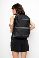 Mochila Nera Reciclada Negra con Verde-5