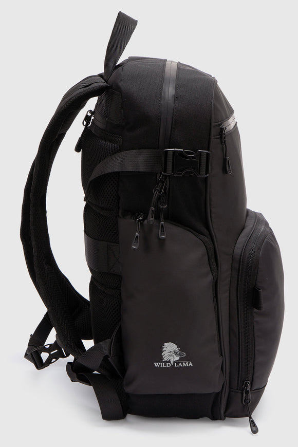 Mochila Travel Nera Reciclada Negra 16 Lts.