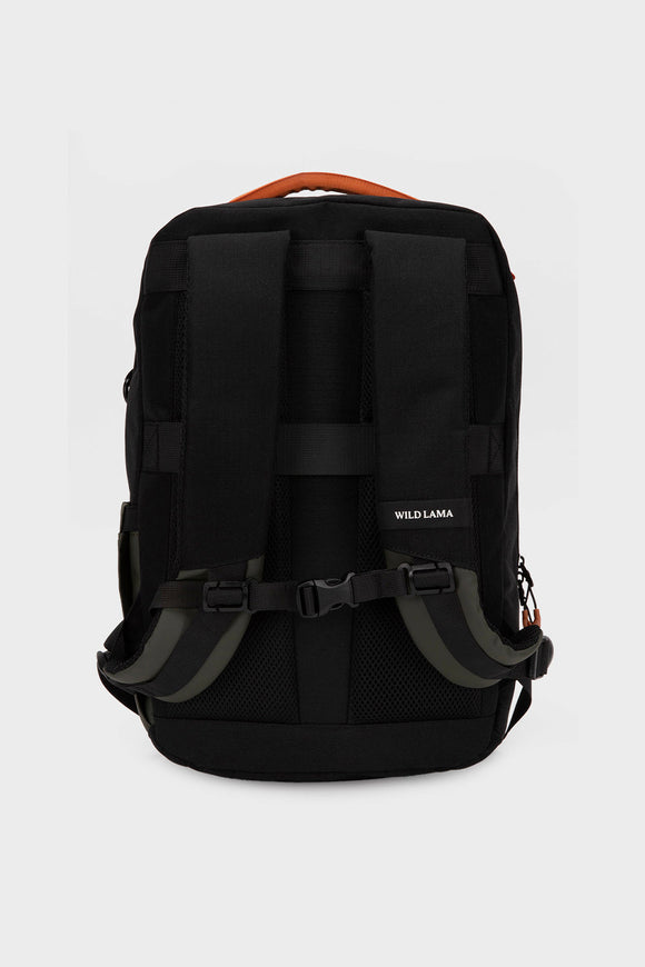 Mochila Travel Baku S Reciclada Verde 21L.