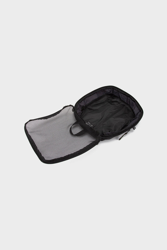 Bolsa Expandible Travel Ziro Reciclada Negra