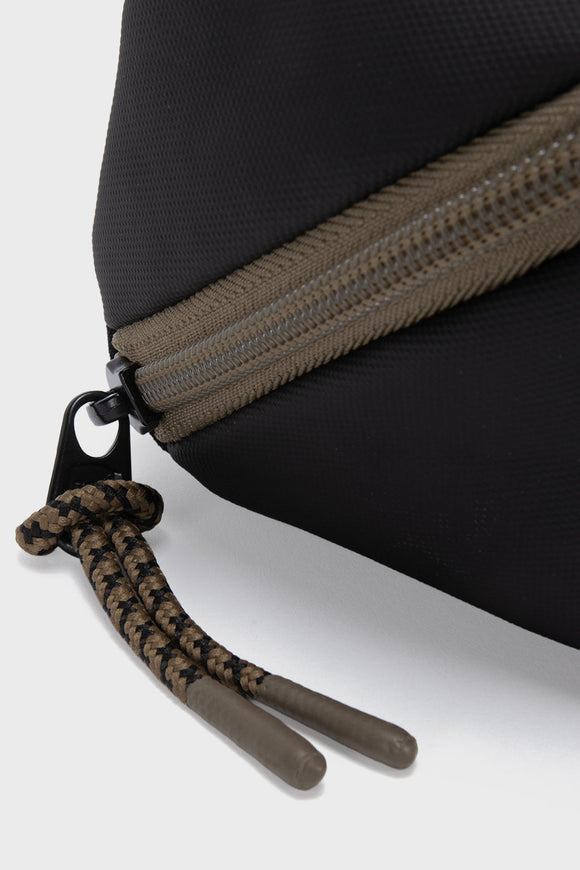 Neceser Travel Jackie Reciclado Negro 4L.