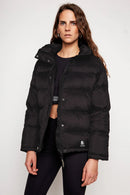 Parka Essential Puffa Reciclada Negro Mujer-4