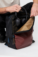 Mochila Travel Nala M Reciclada Burdeo 32L.-18