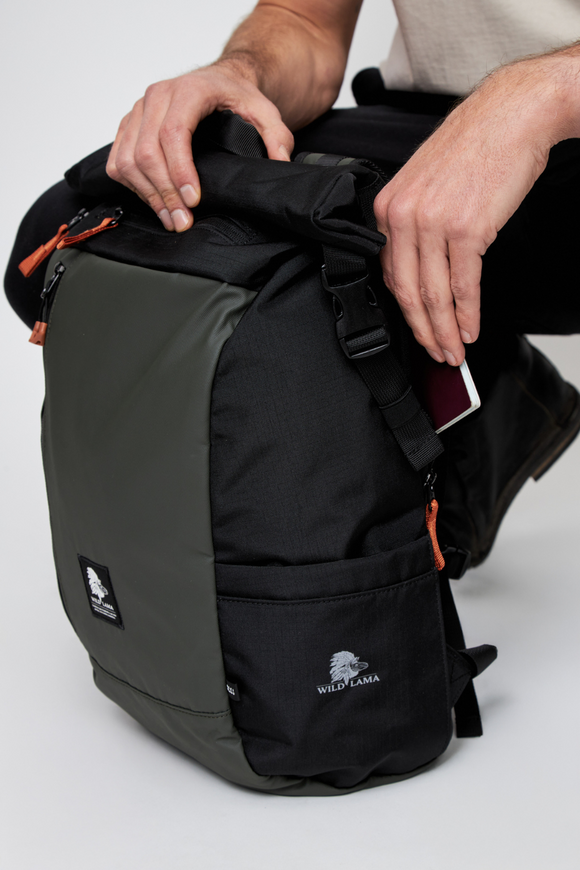 Mochila Travel Oca Reciclada Verde 24L.