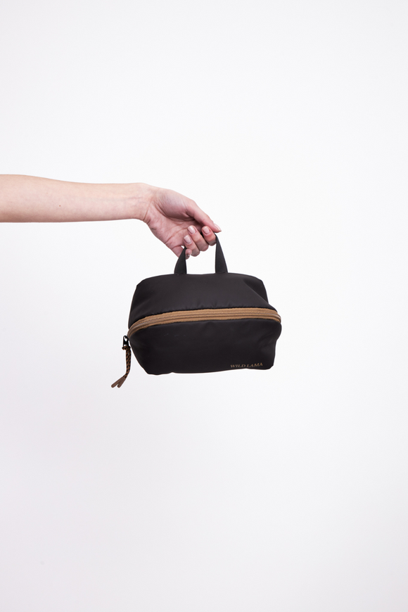 Neceser Travel Jackie Reciclado Negro 4L.