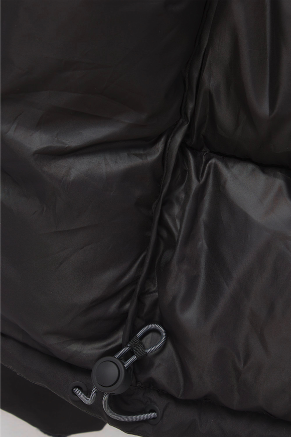 Parka Essential Reciclada Negra Hombre