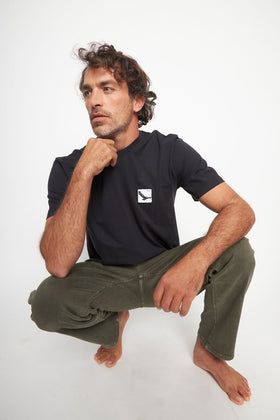 Polera Bat Parche Orgánica Negra Cóndor Hombre