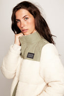 Parka Puffa Teddy Reciclada Beige Mujer-2