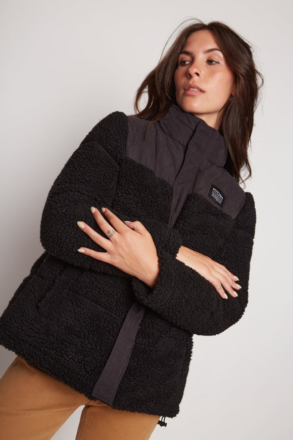 Parka Puffa Teddy Reciclada Negra Mujer